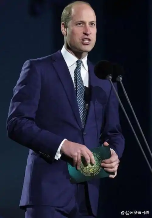 得亏是备胎:加冕后,哈里离开王室,威廉技高一筹,暗吃