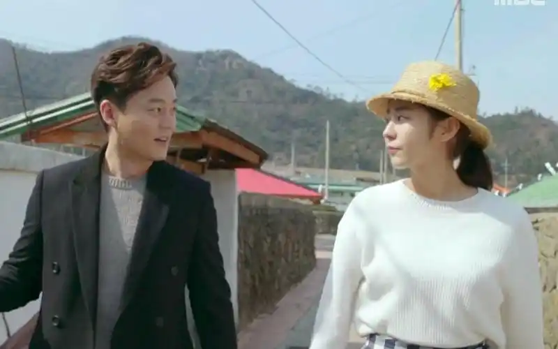 【结婚契约】智勋为慧秀擦去猫咪涂鸦 [金宥真李瑞镇]