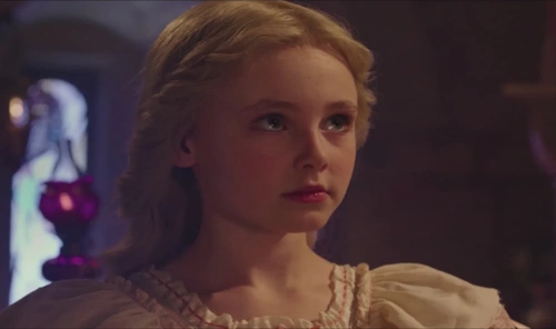 爱丽丝梦游仙境2镜中奇遇记 白皇后