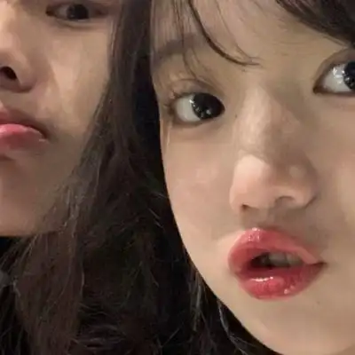 真人可爱适合大学情侣的最新情头