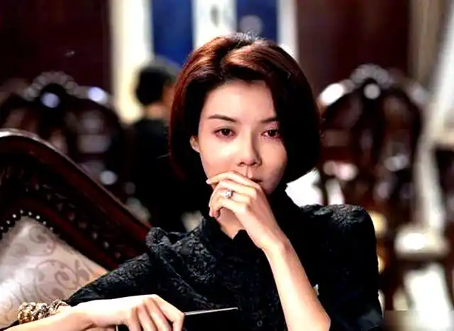 上海悬赏2162万抓山西前首富李兆会?父亲被枪杀,前妻是明星车晓