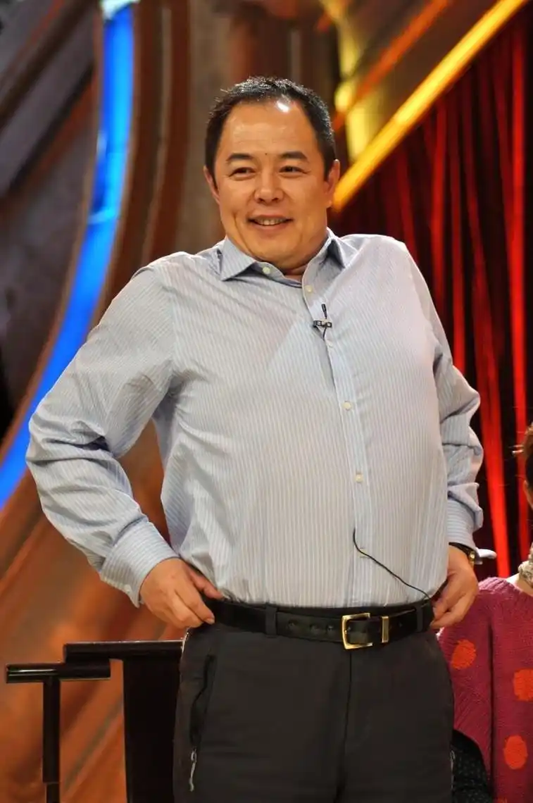 张铁林,这个"身在曹营心在汉"的英国男人,终于付出代价