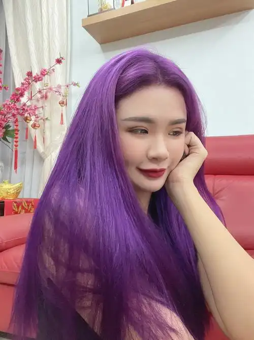 紫色94差点没把自己吓死099969♀15美发师说我回家天天洗头