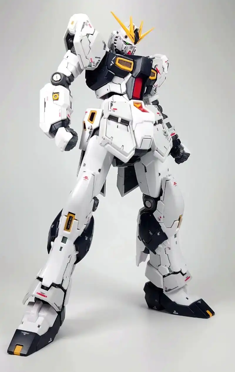 rg rx-93 νgundam.宝宝送的rg牛高达@zix - 抖音