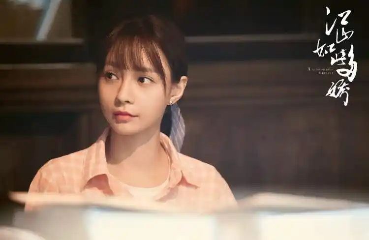 在剧中,演员罗晋,袁姗姗,王奎荣,沈梦辰等,个个演技在线,被网友赞誉为