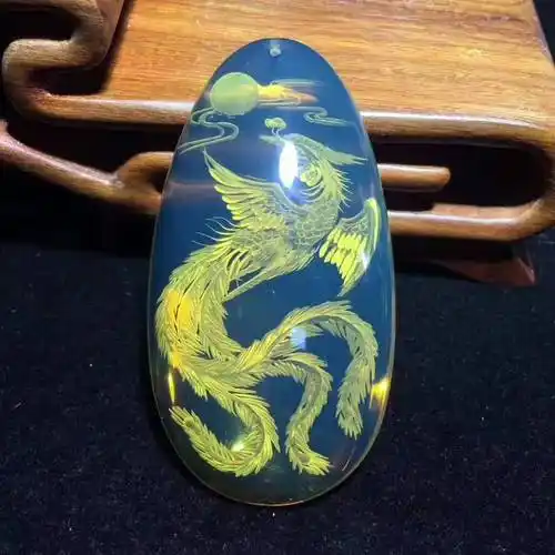 原矿天然蓝珀墨西哥蓝珀阴雕凤牌