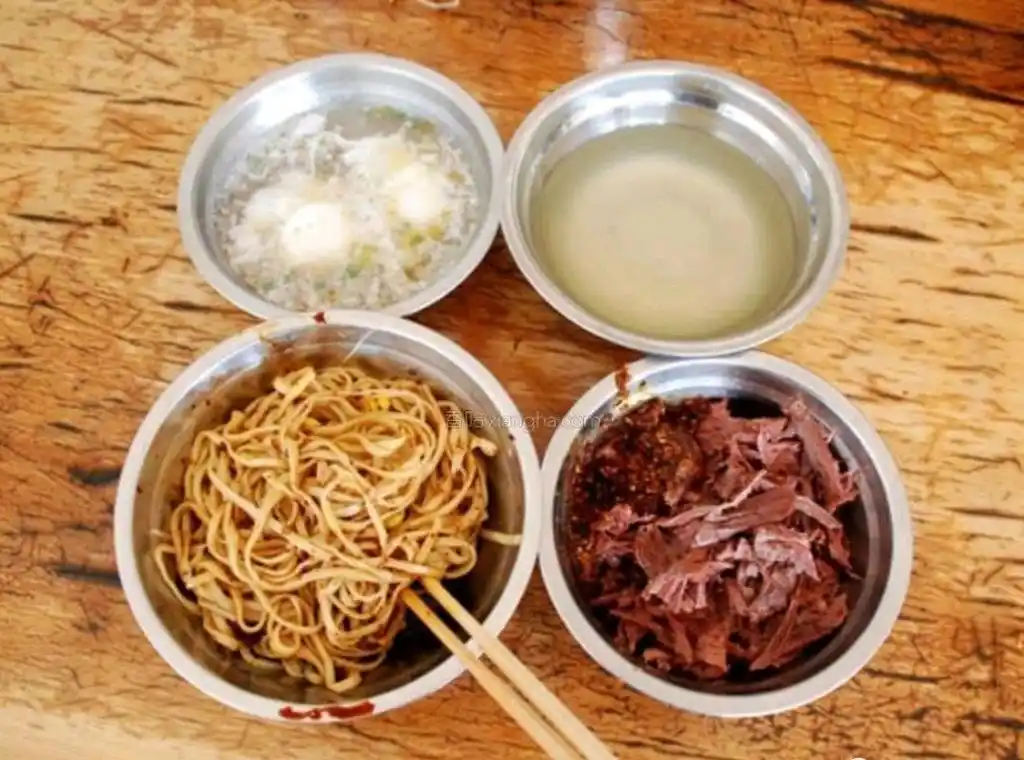 安徽名吃:涡阳干扣面!