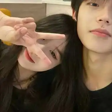 污污的情侣头像大全一对真人