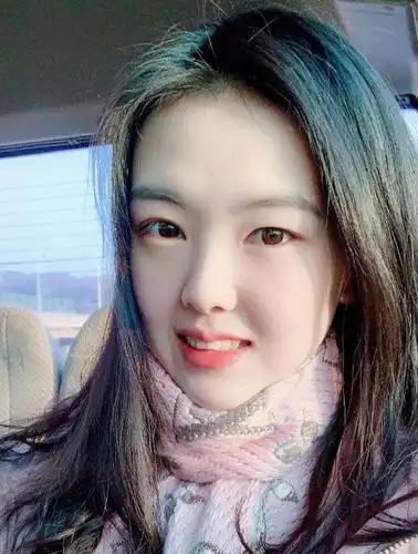 24岁女排张常宁新发型曝光,瞬间变回7年前,与2.1米男友恩