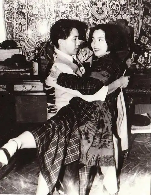 《红尘滚滚》中的林青霞和秦汉