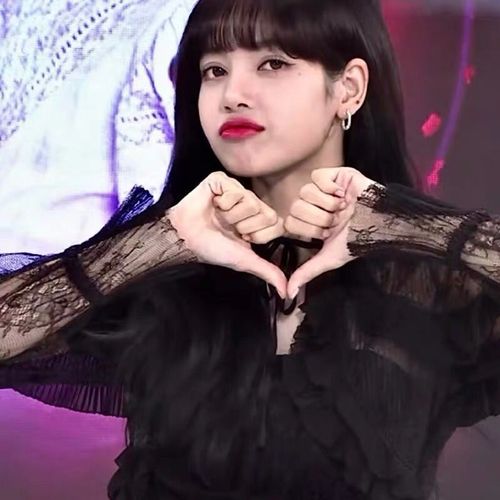 lisa同款舞台装爵士跳舞蹈韩舞女团演出服装ds打歌服jazz热舞短裤