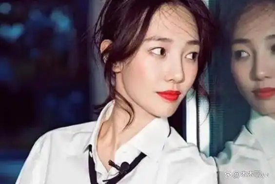 因一根手指被打回原形,曾获张艺谋盛赞的白百何,终究