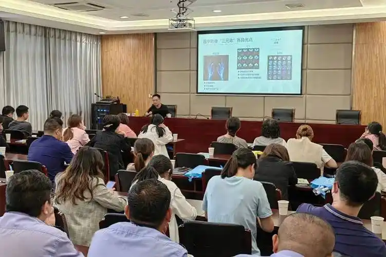 健康知识普及行动 | 杭州市金牌讲师团巡讲——"医学影像三兄弟"健康