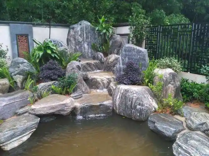 发往河南泰山石吨位石泰山石制作假山溪流驳岸草坪点缀