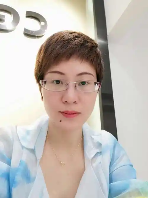 43岁离异女征婚照片(id:2663430)_广东广州征婚交友_我主良缘网