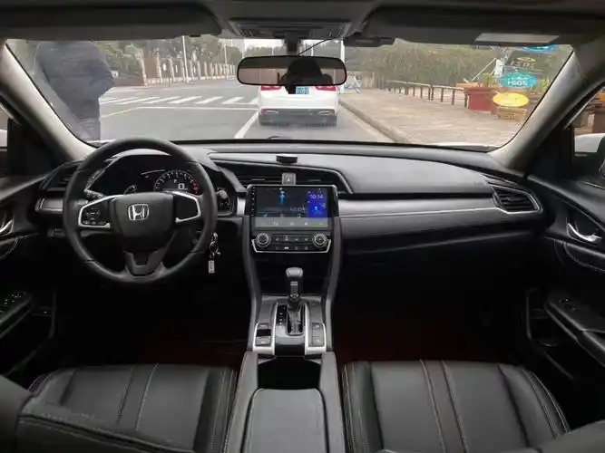 本田 思域  2019款  220turbo cvt劲动版 国v图片