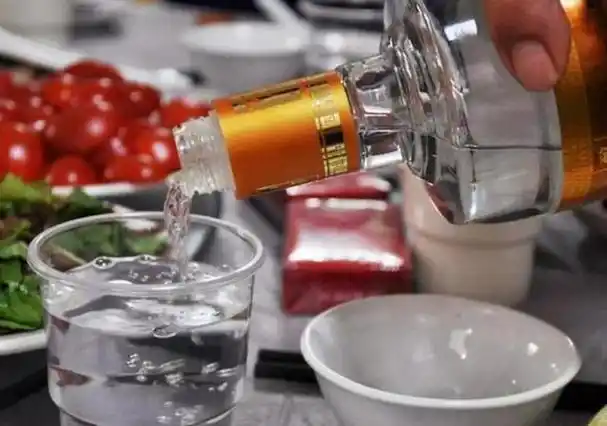 酒已经成为很多人生活中必不可少的一部分了.