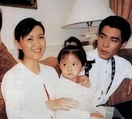 这4位当红男歌手如今都落魄了他们的所作所为都不值得原谅