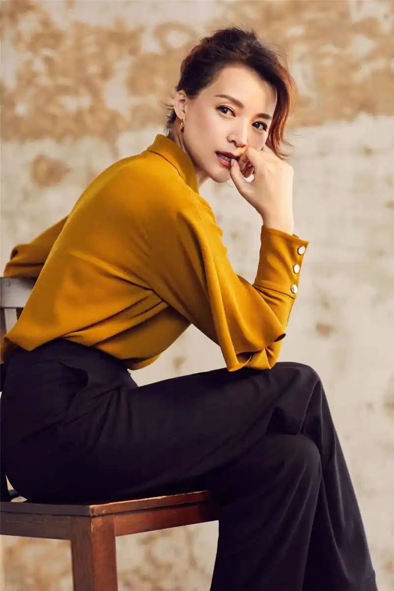 原创董卿点评再爆金句一语道出疫情原因