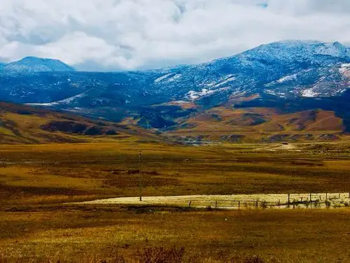 原生态高原美景新去处-木雅圣地,318国道沿途风光