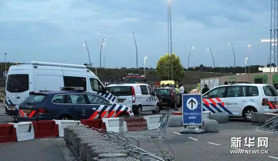 高清:三国宜家门店遭炸弹袭击(全文)