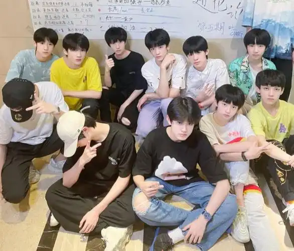 tf三代都可以开始发歌了一时之间不知道该夸还是该骂时代峰峻