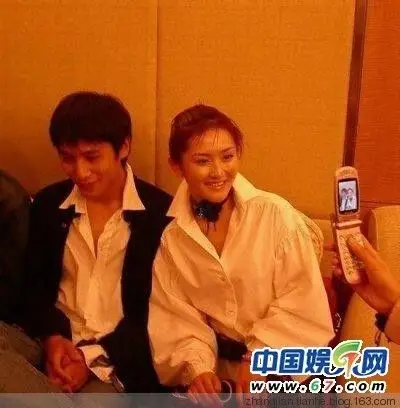 谢娜刘烨同居亲密照曝光5年情史引网友唏嘘