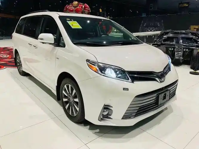 2020款丰田塞纳报价 格调优雅实用商务