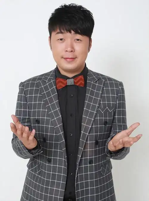 "新晋型男"杜海涛首次现身,恢复臃肿身材,受到离婚风波冲击?