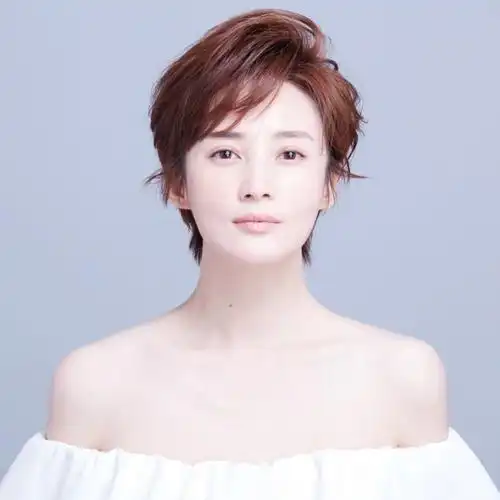 蒋勤勤最适合哪款短发?