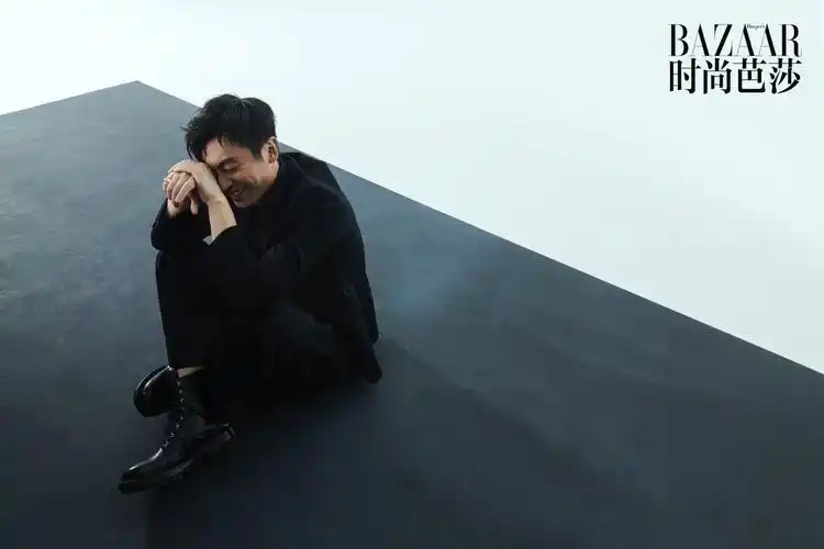 朱亚文芭莎破壁大片释出 打破局限与灵魂深入对话__凤凰网