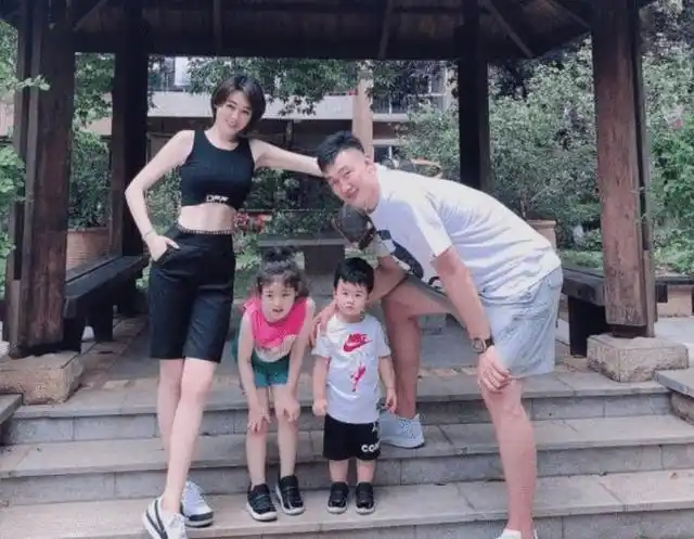 恭喜!广东男篮中锋苏伟妻子生三胎 喜得贵子