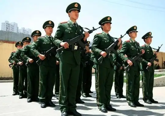 军人霸气帅气的图片:这些图片能迷倒人