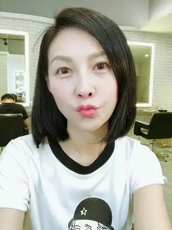 娇妻peggy剪黑短发飘清纯味何润东大赞变少女