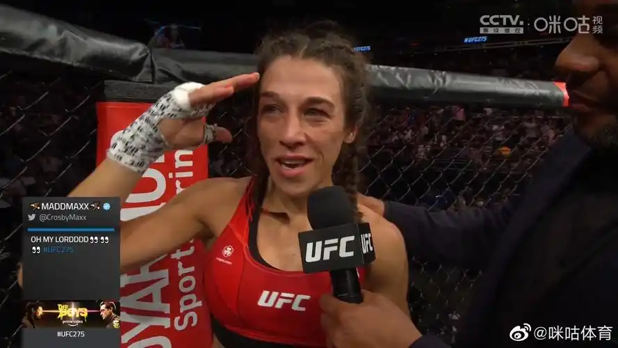 乔安娜值得尊敬##乔安娜宣布退役#曾经草量级最具统治力的女王敬怂