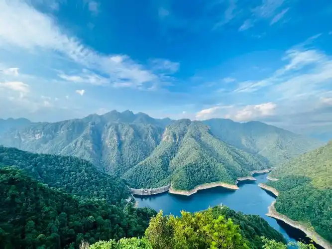 井冈山五指峰星星之火可以燎原