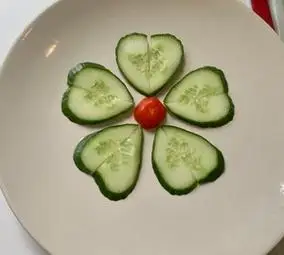 黄瓜心形造型装饰及摆盘四款
