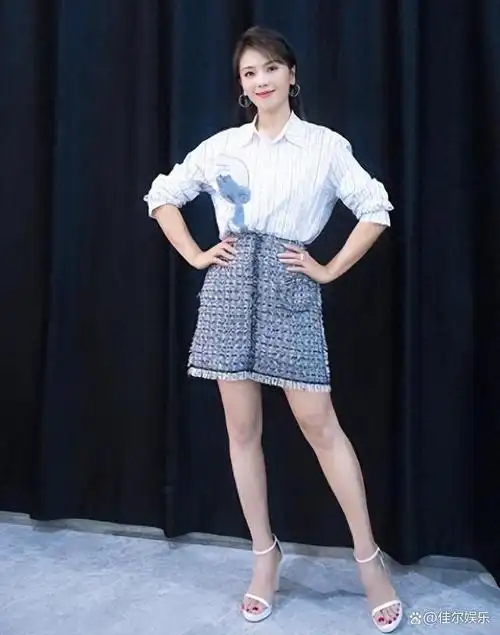 他曾与刘涛热恋同居4年,如今年过六旬依旧未娶,刘涛坦言很愧疚这份