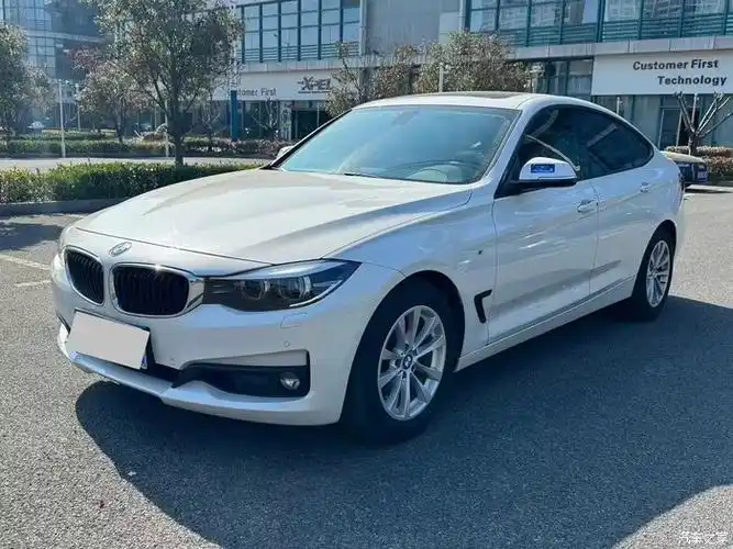 江苏出17款宝马3gt时尚16年11月挂牌全程店内保养