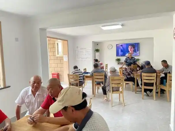 旧貌换新颜,这里的老年活动室全面升级→