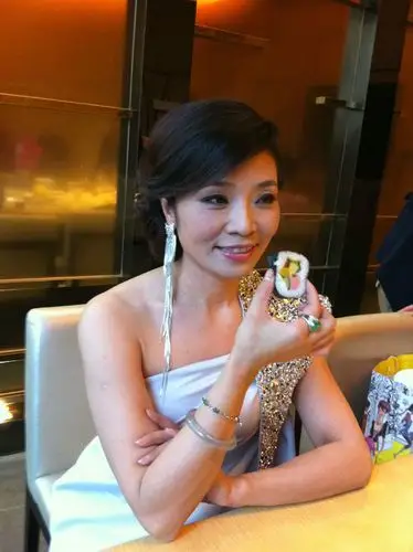 军旅歌唱家—李丹阳