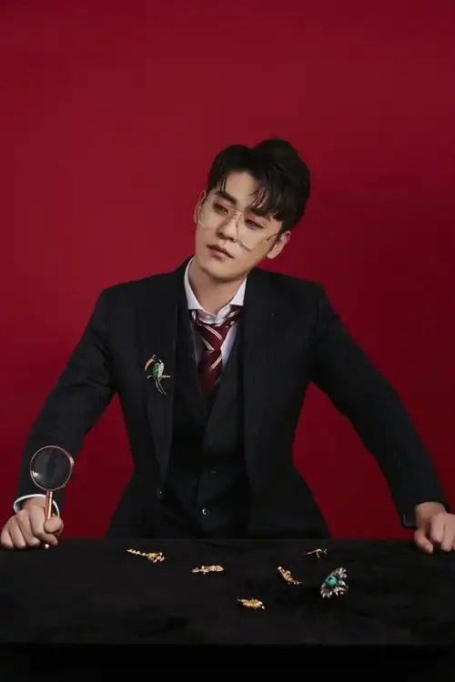 各位兄弟姐妹有没有张云雷好看的壁纸头像背景图不加水印球球您们啦?