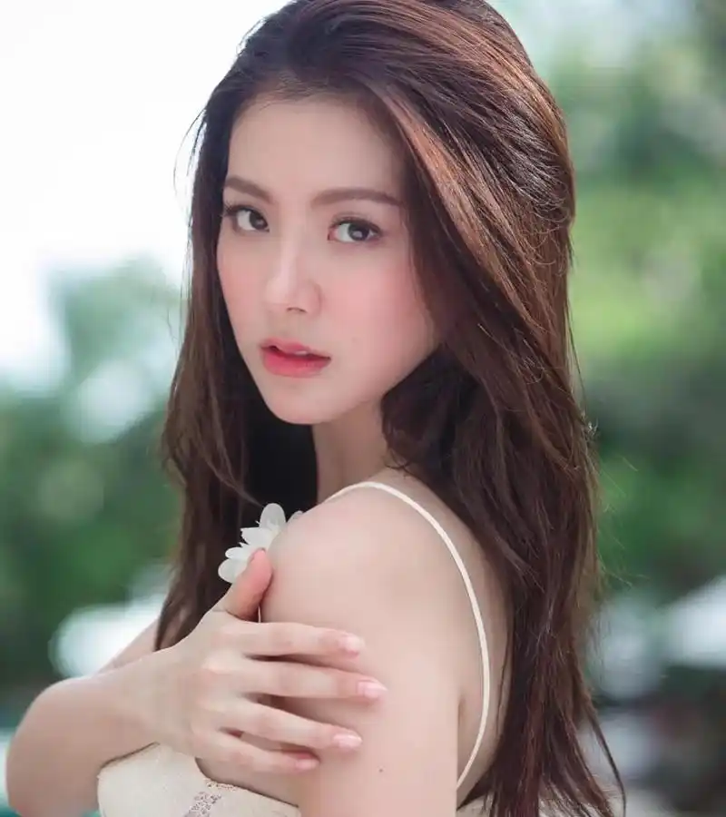 平采娜·乐维瑟派布恩 pimchanok leuwisetpaibul(小水),泰国人气演员