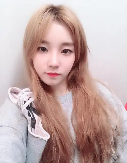 宋雨琦图片宋雨琦生活自拍照图片