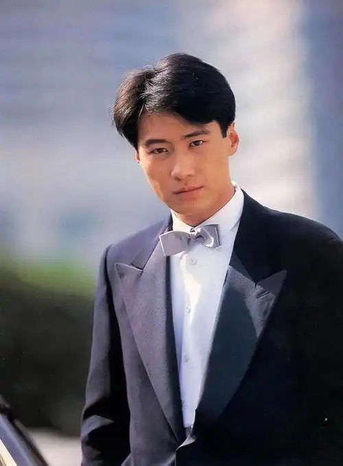 四大天王之一的黎明,不仅是当年的优质偶像,还是慈善大使