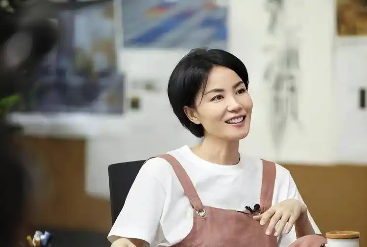 谢霆锋为何如此钟爱王菲?看看他14岁时的所作所为就明白了 .