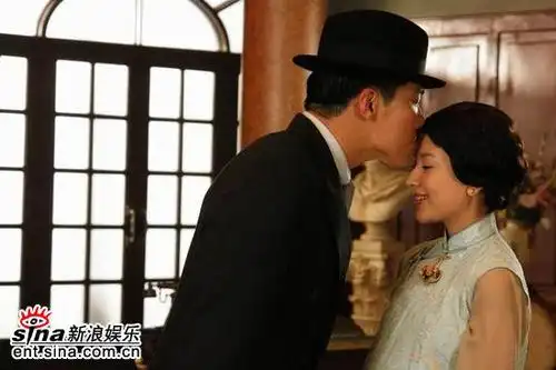 还君明珠花瓣雨胡静黄维德爱海徜徉