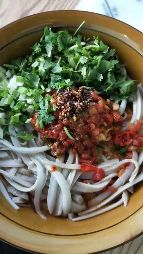 金豌豆粉淀粉无需过滤昭通特产凉粉原料小豌豆粉兵豆粉灰凉粉1斤试吃