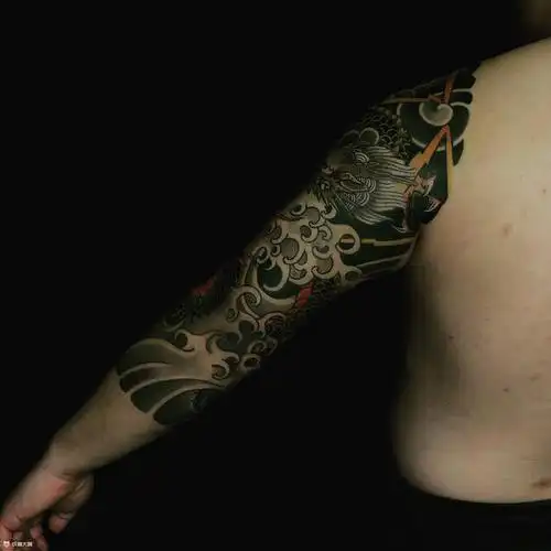 老传统半甲七分袖