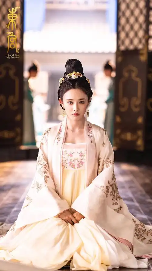 我来当东宫女主彭小苒的自来水了!好漂亮,小枫演得真可爱!